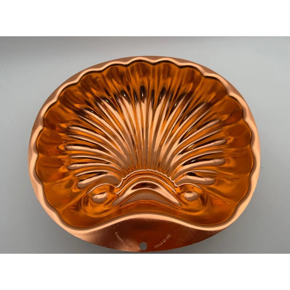 Vintage Wear-Ever Copper Aluminum Scalloped Seashell Jello Cake Mold 6 Cup 2980